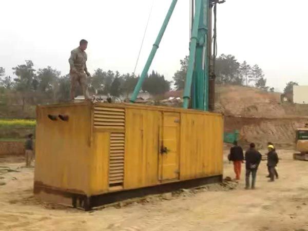 大朗镇如何判断水冷式机油散热器密封件是否需要更换?