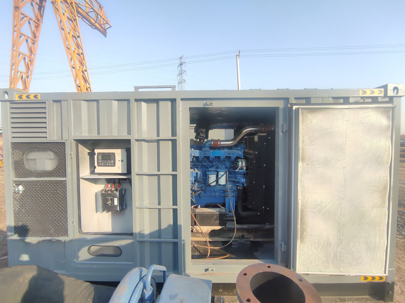 大朗镇柴油发电机组的机油多久更换一次比较合适？